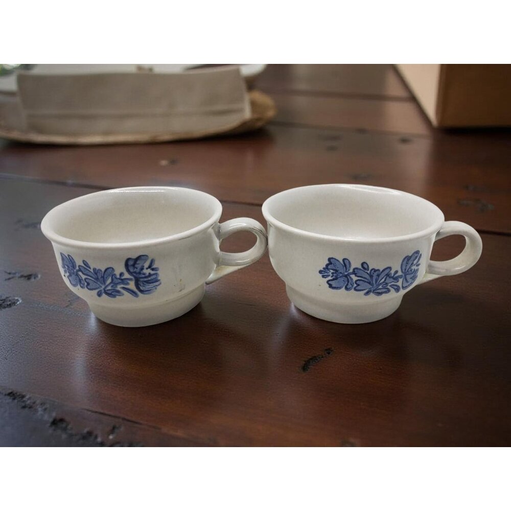 Pair Of Vintage Pfaltzgraff yorktowne Ironstone Blue Floral Coffee,Soup Mugs - Picture 6 of 13
